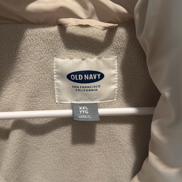 Old Navy cream puffer winter coat - Picture 2 of 3